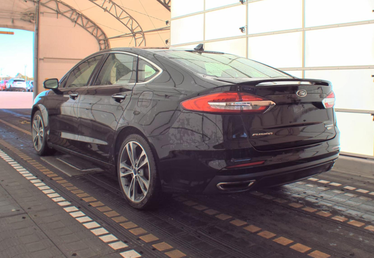Ford Fusion Titanium 2020