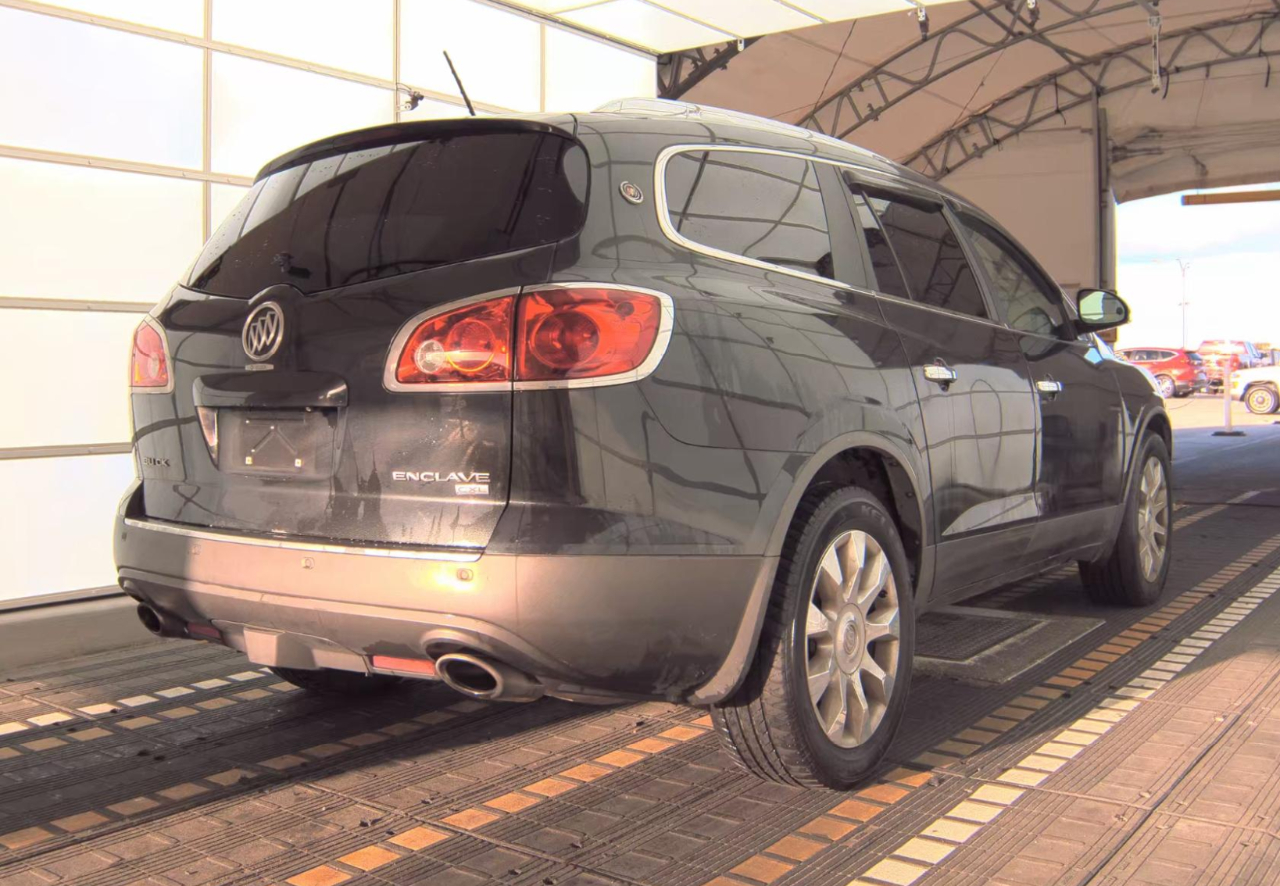 Buick Enclave  2010