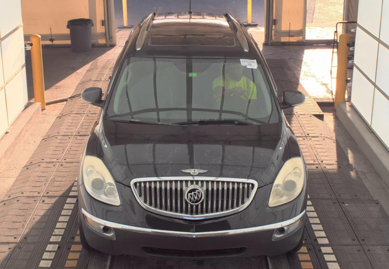 Buick Enclave  2010