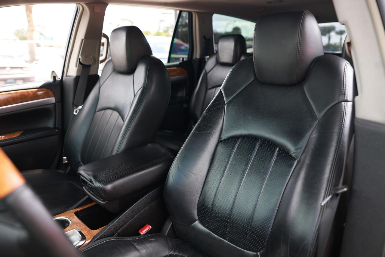 Buick Enclave  2010