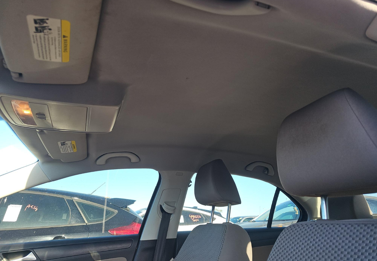 Volkswagen Jetta Sedan  2013