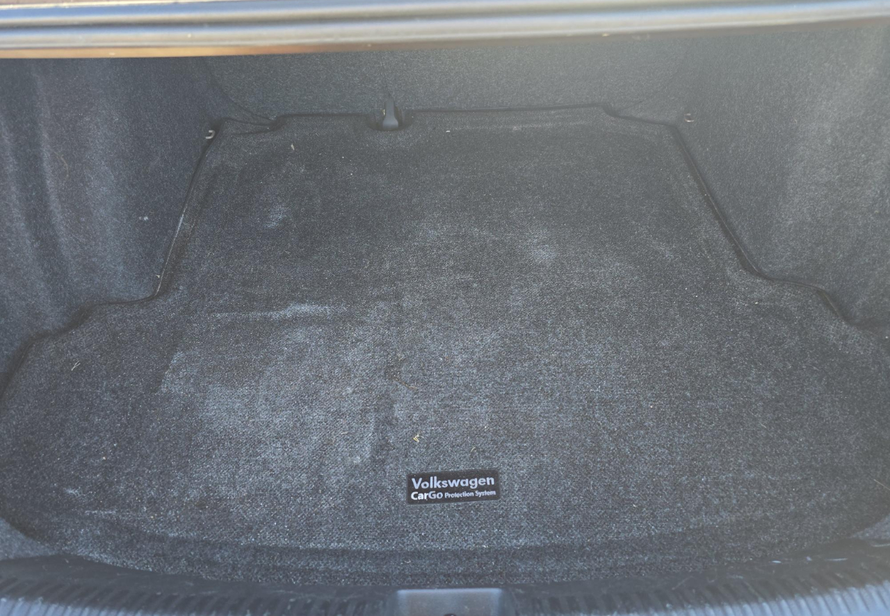 Volkswagen Jetta Sedan  2013