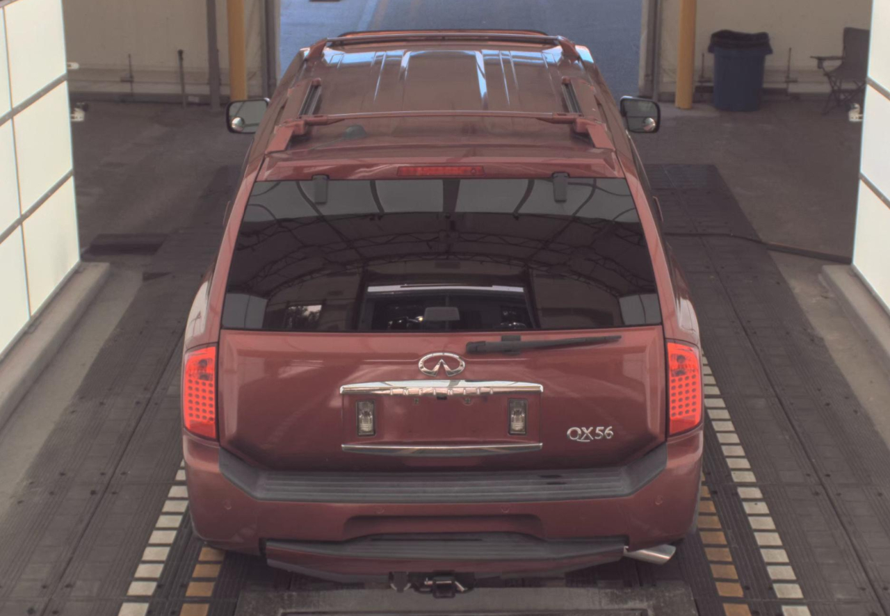 Infiniti QX56 RWD 4dr 2004