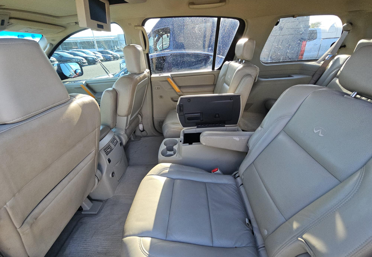 Infiniti QX56 RWD 4dr 2004