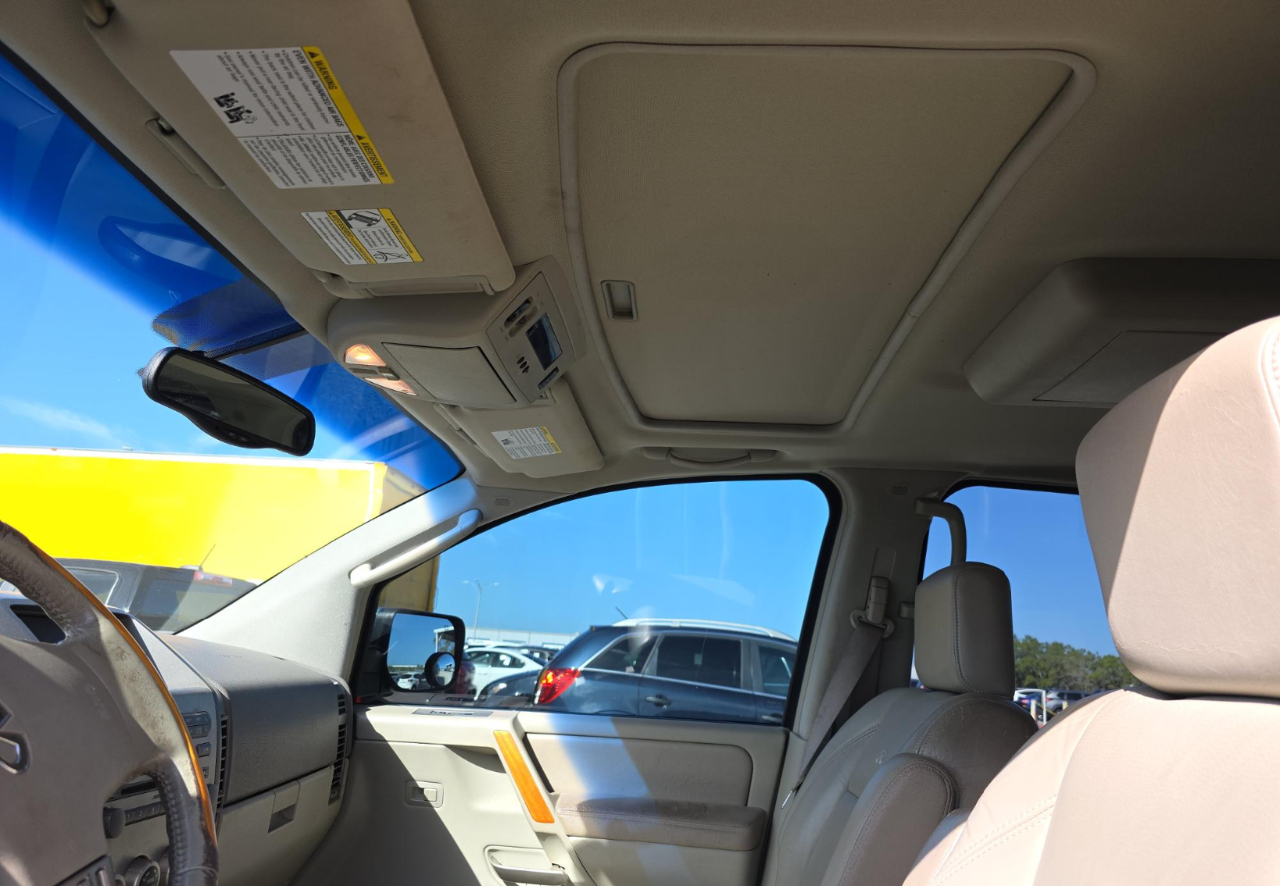 Infiniti QX56 RWD 4dr 2004