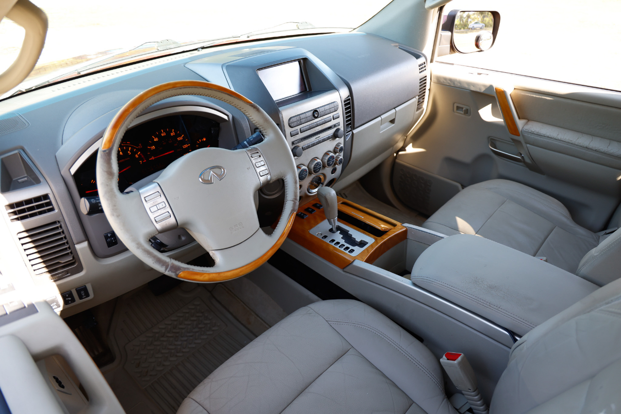 Infiniti QX56 RWD 4dr 2004