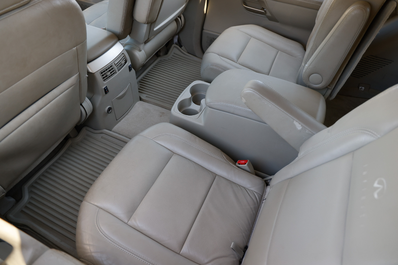 Infiniti QX56 RWD 4dr 2004