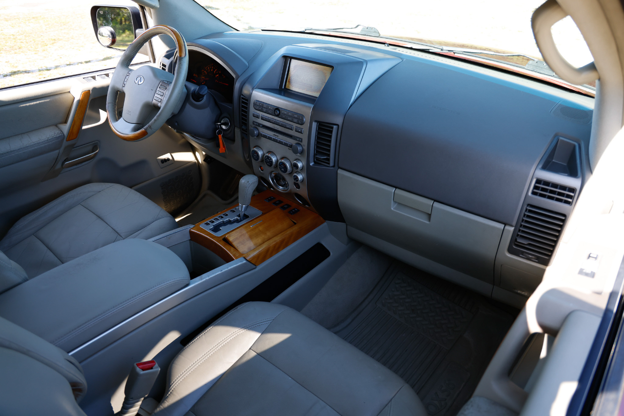 Infiniti QX56 RWD 4dr 2004