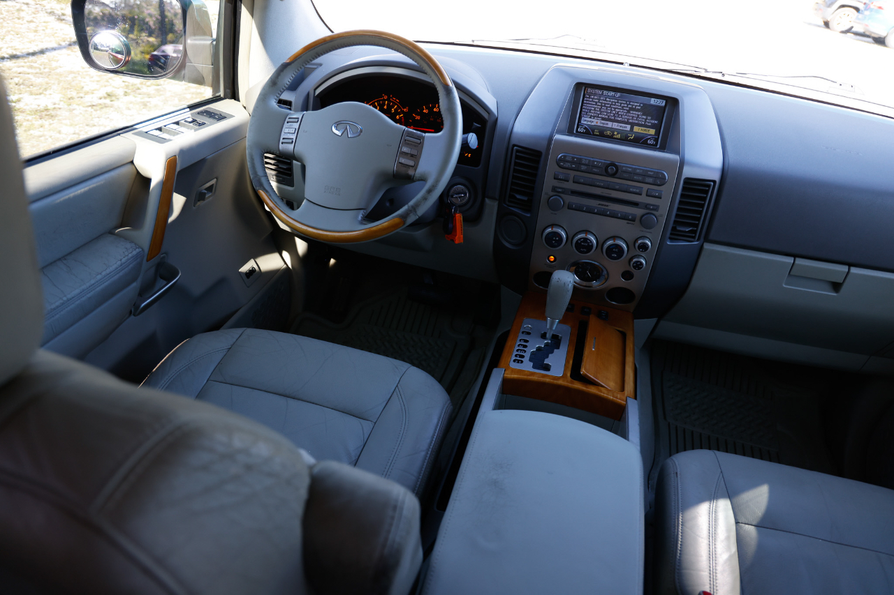 Infiniti QX56 RWD 4dr 2004