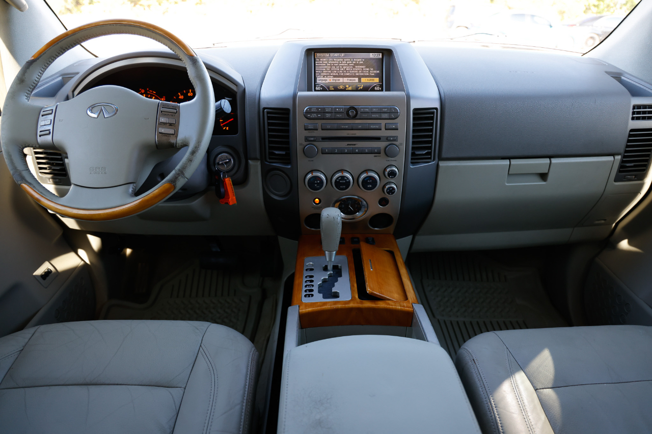 Infiniti QX56 RWD 4dr 2004