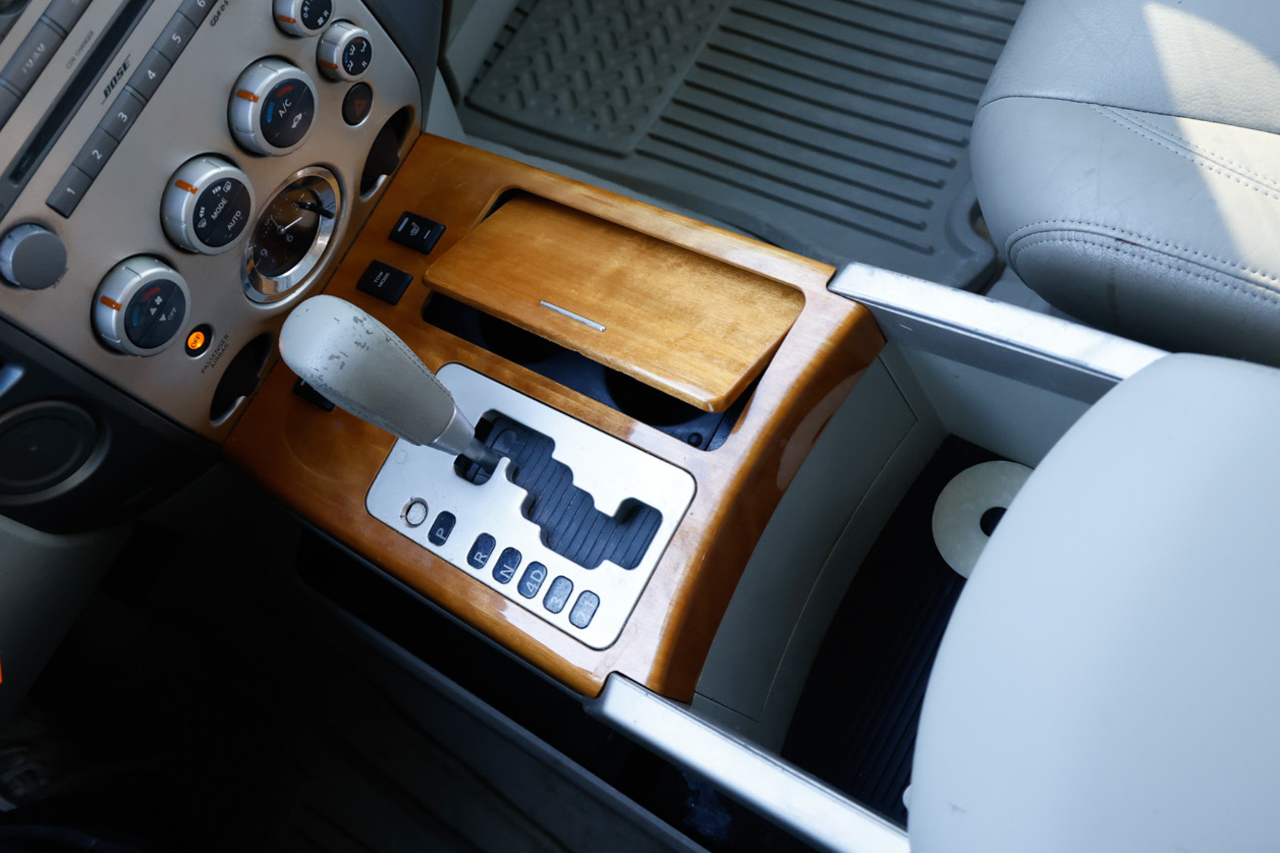 Infiniti QX56 RWD 4dr 2004