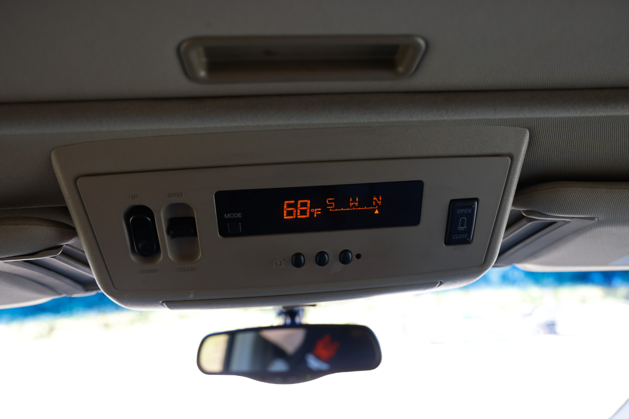 Infiniti QX56 RWD 4dr 2004