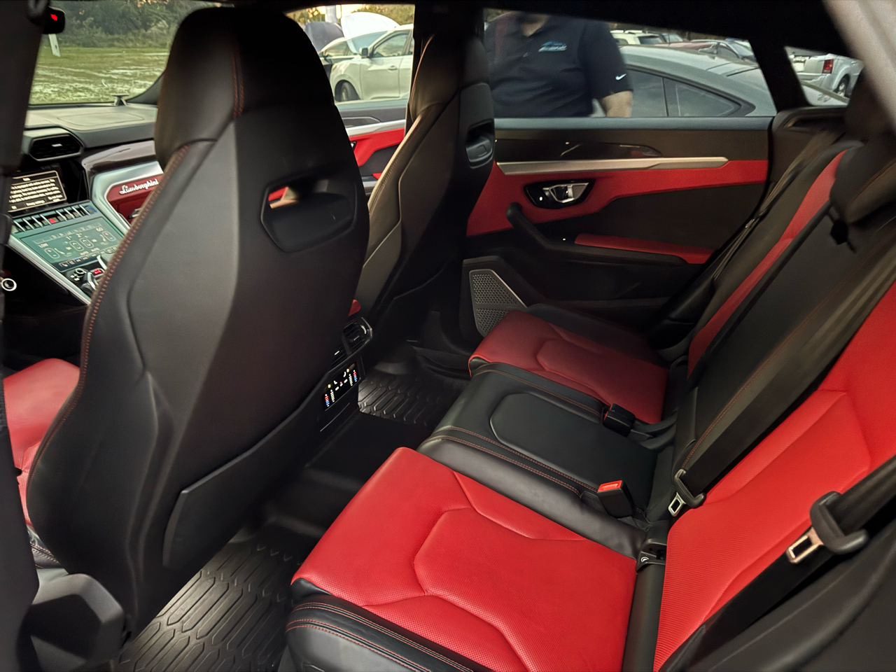 Lamborghini Urus AWD 2020