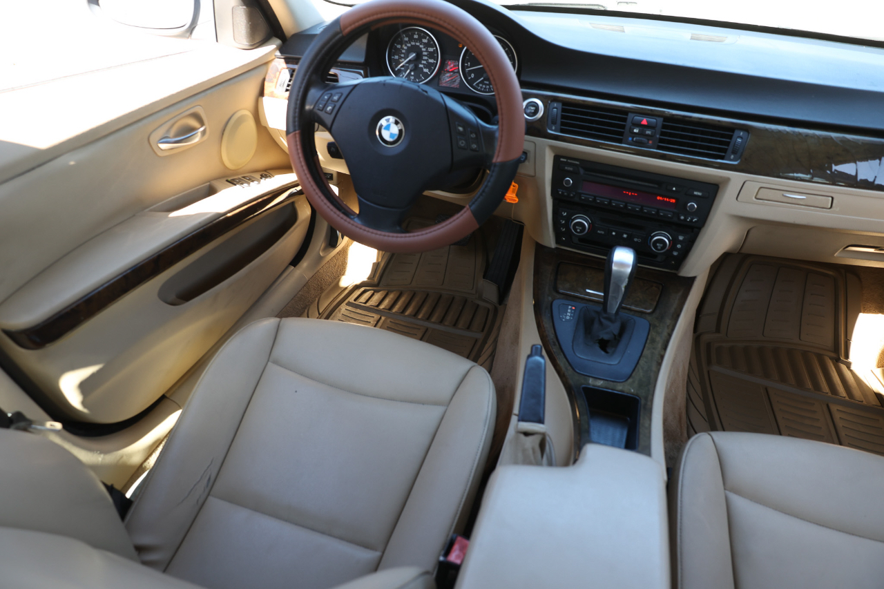 BMW 328i  2008
