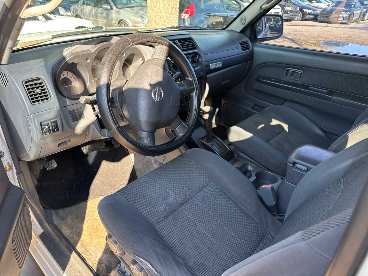 Nissan Frontier 2WD  2004