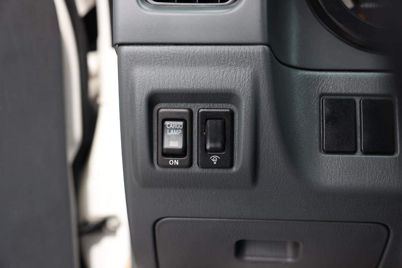 Nissan Frontier 2WD  2004