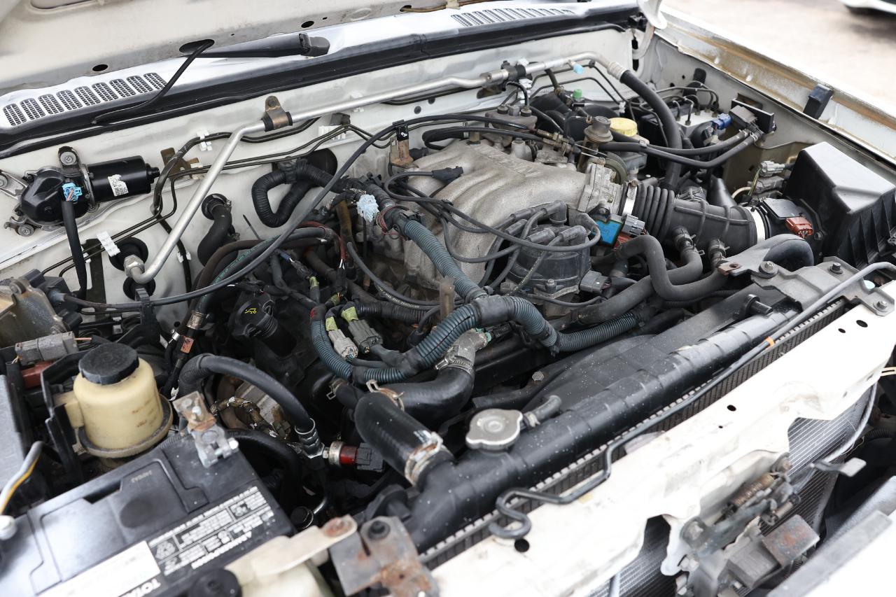 Nissan Frontier 2WD  2004