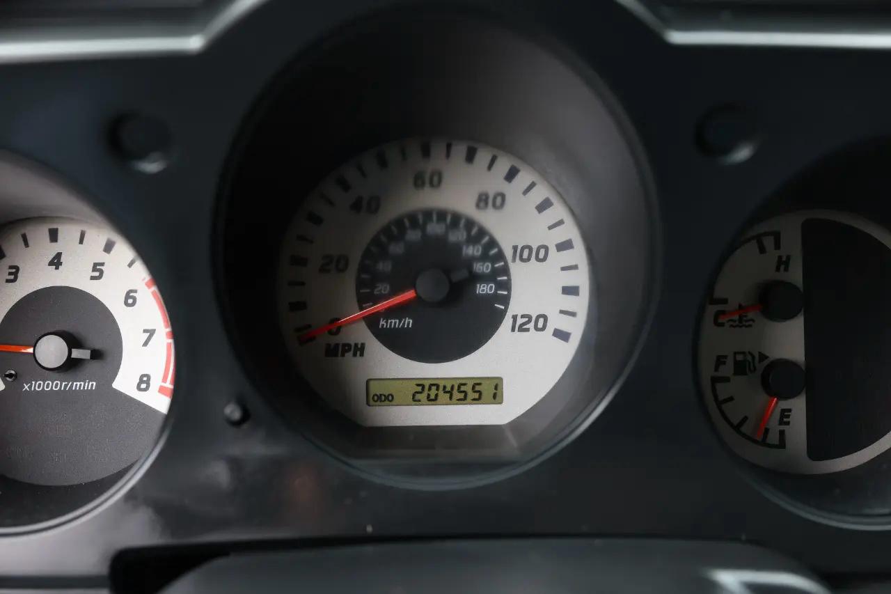 Nissan Frontier 2WD  2004