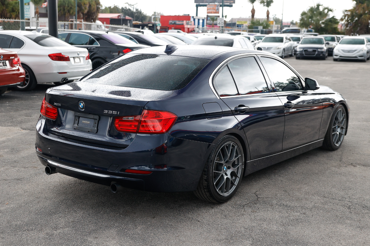 BMW 335xi  2013