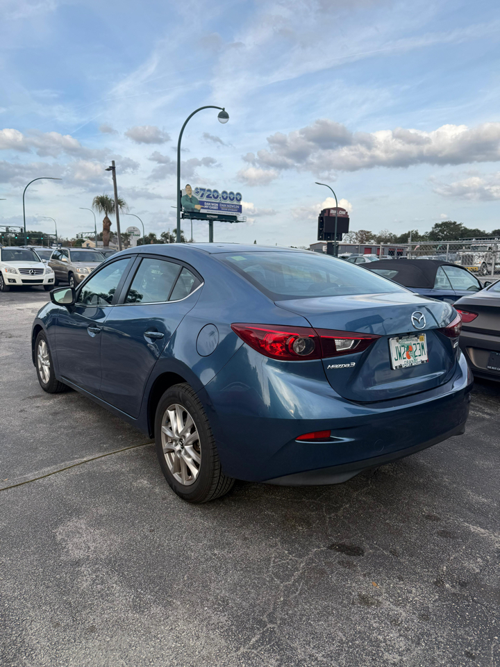 Mazda Mazda3 4-Door  2018