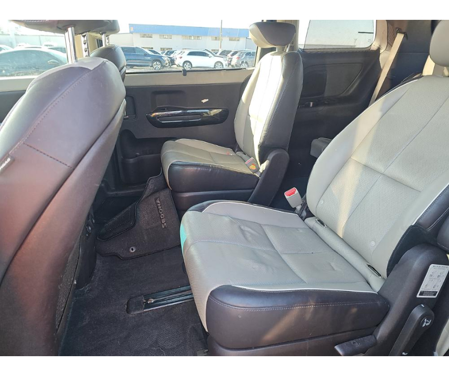 Kia Sedona  2016