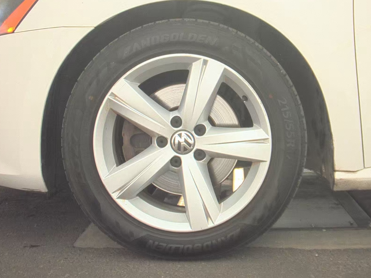 Volkswagen Passat  2012