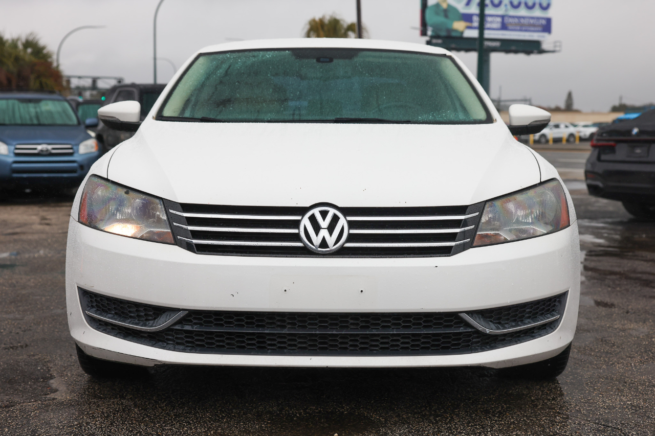 Volkswagen Passat  2012