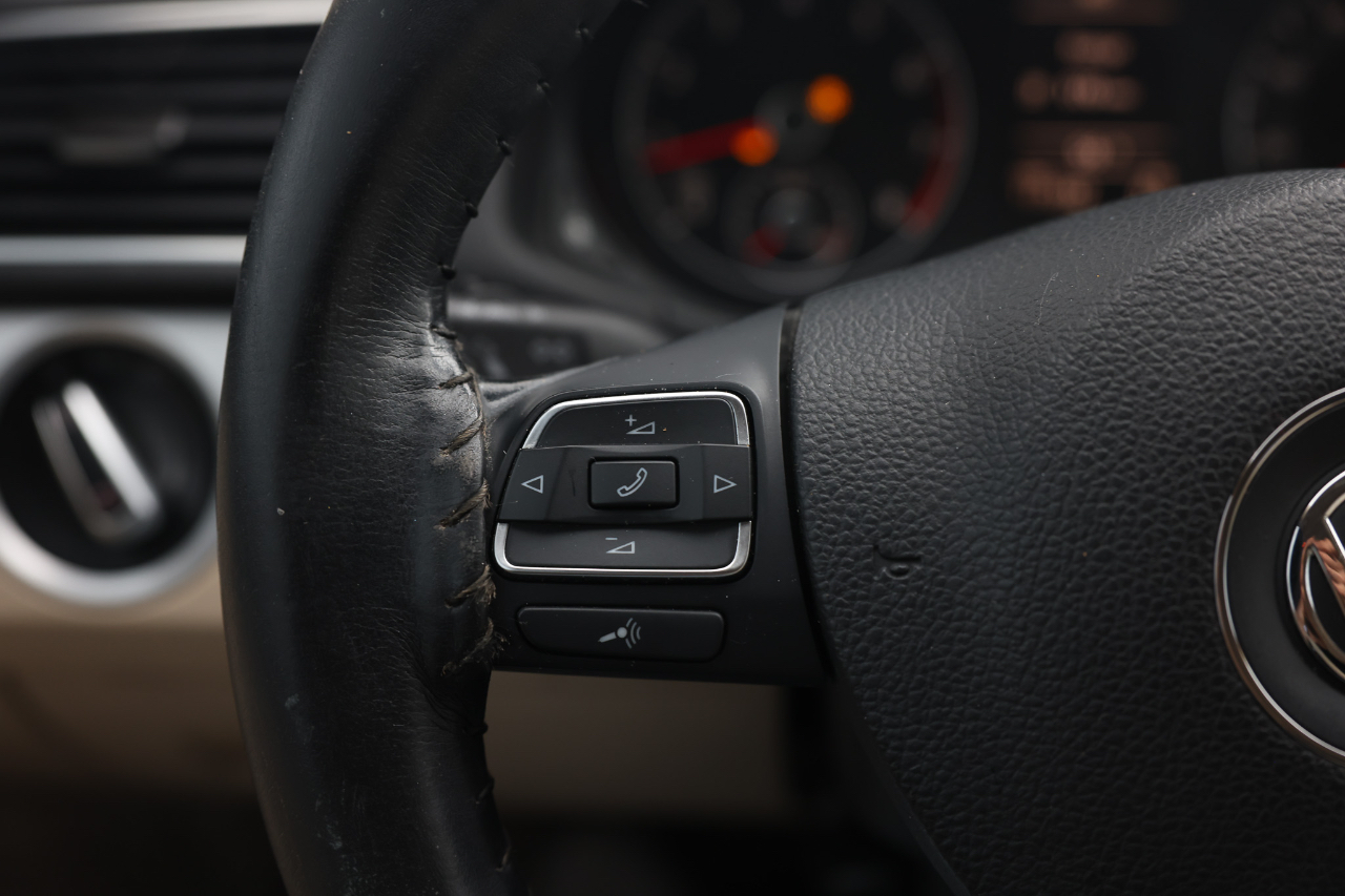 Volkswagen Passat  2012