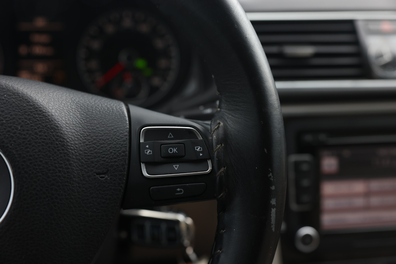 Volkswagen Passat  2012