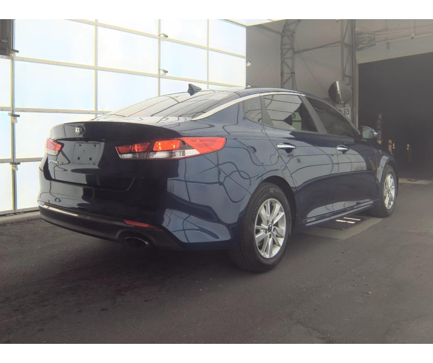 Kia Optima LX 2017