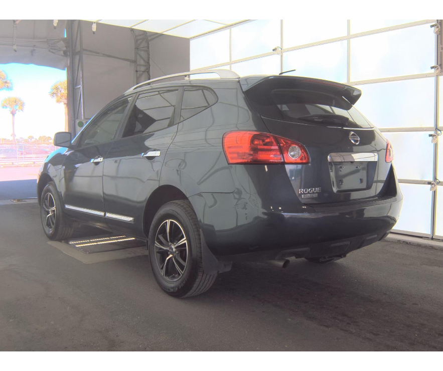 Nissan Rogue Select  2014