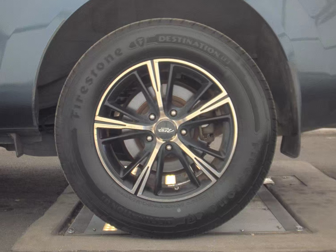 Nissan Rogue Select  2014