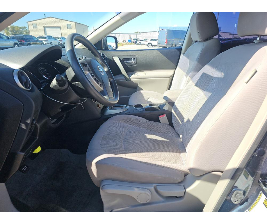 Nissan Rogue Select  2014