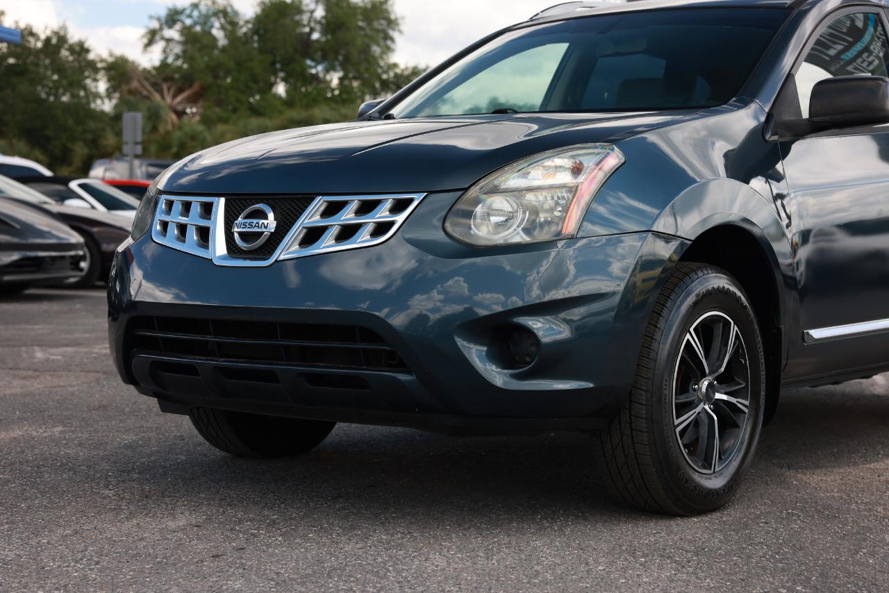Nissan Rogue Select  2014