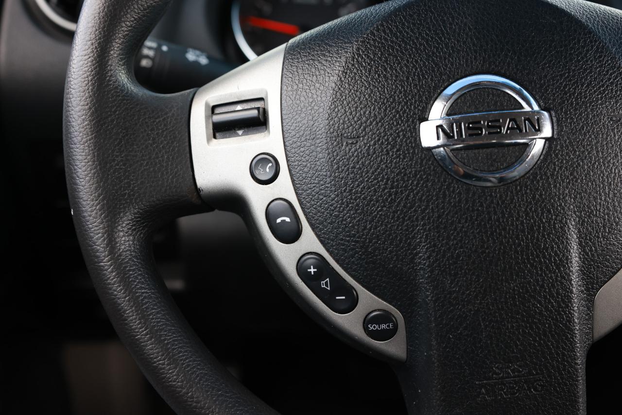 Nissan Rogue Select  2014