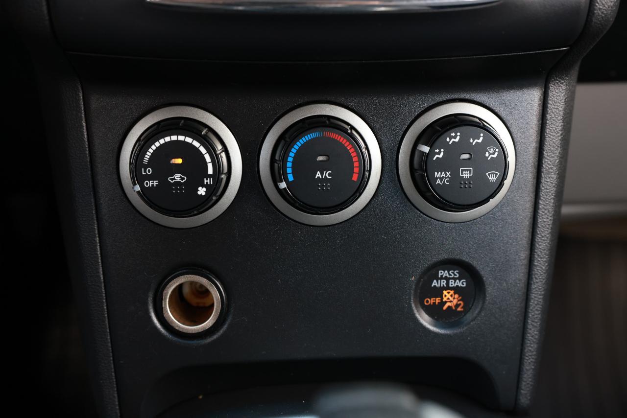 Nissan Rogue Select  2014