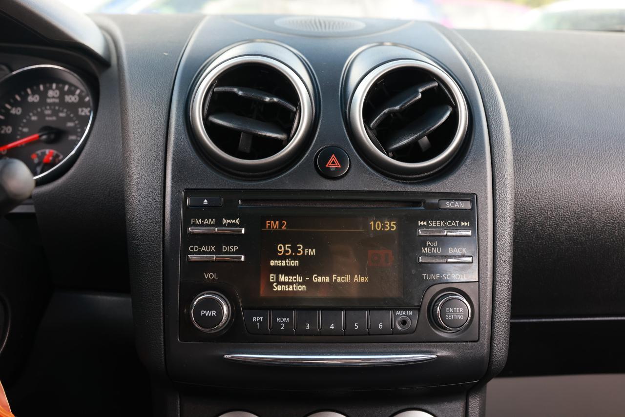 Nissan Rogue Select  2014