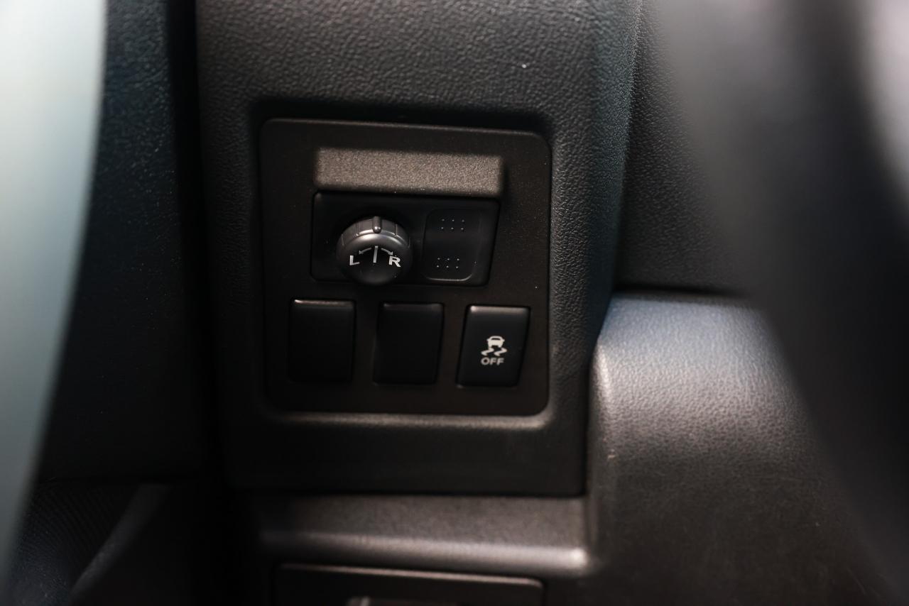 Nissan Rogue Select  2014