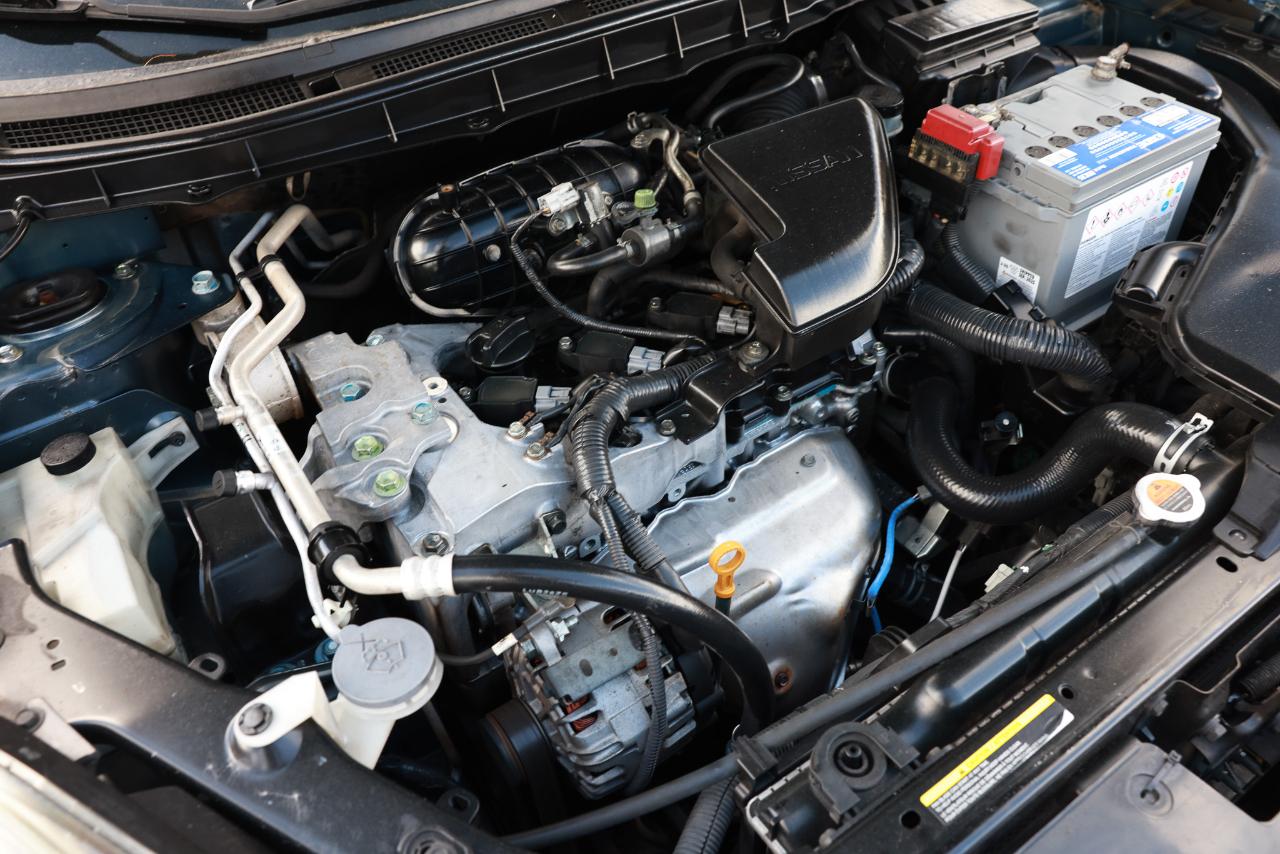 Nissan Rogue Select  2014