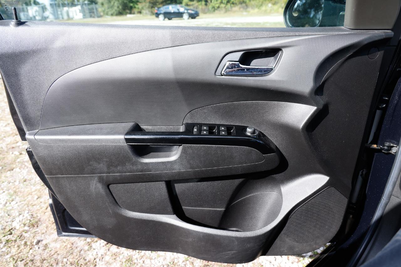 Chevrolet Sonic  2013