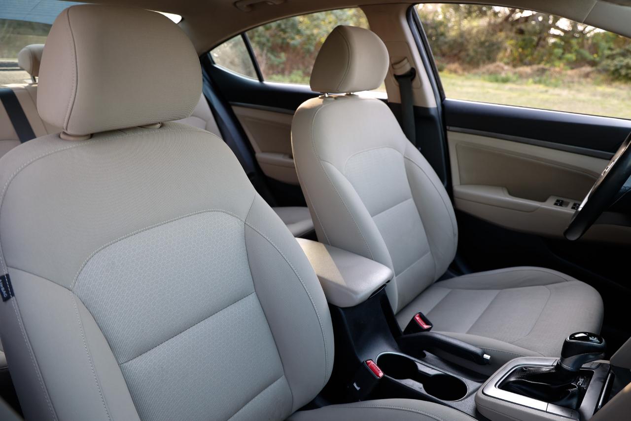 Hyundai Elantra  2018