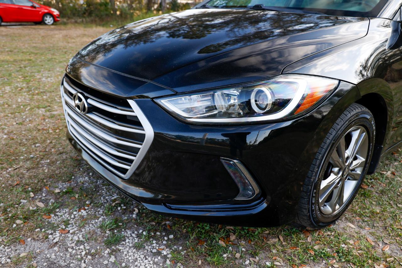 Hyundai Elantra  2018