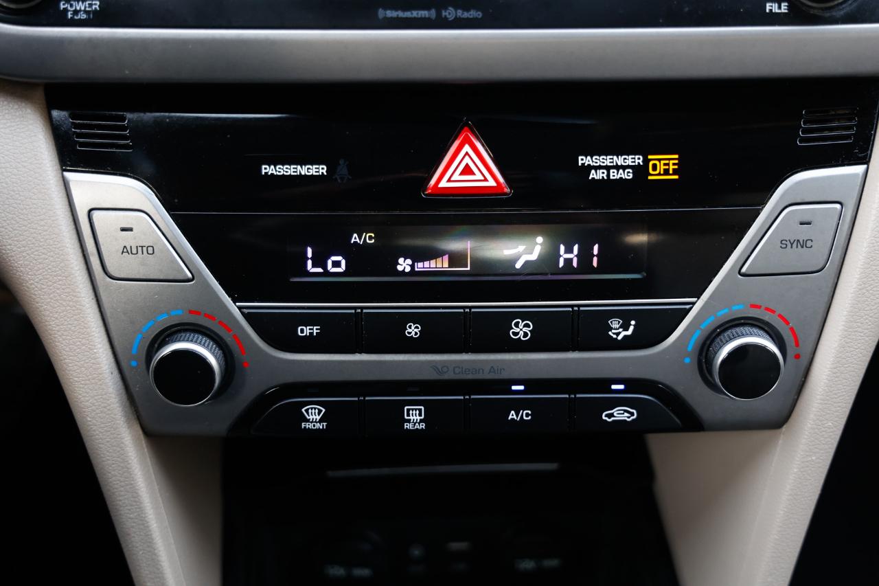 Hyundai Elantra  2018