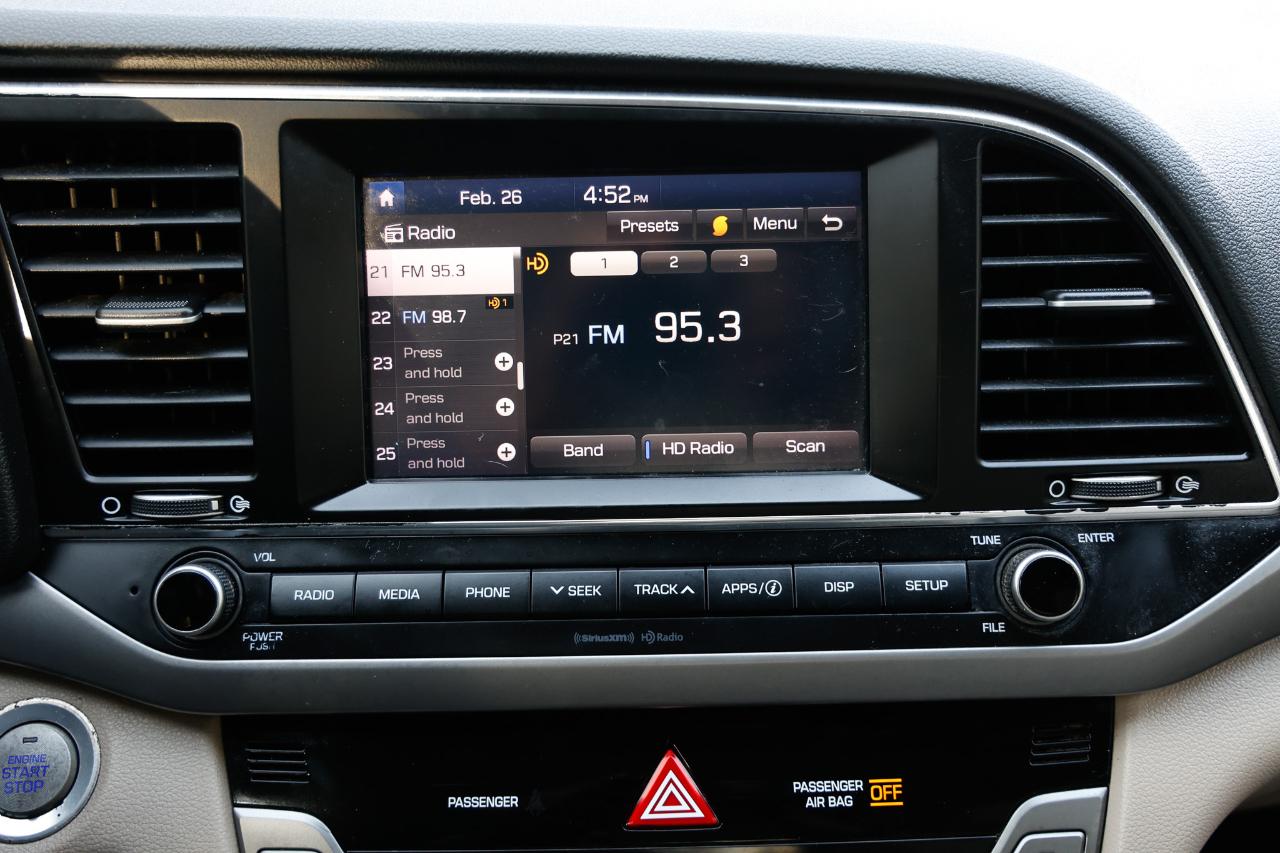 Hyundai Elantra  2018