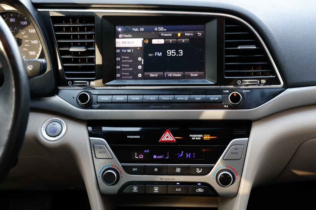 Hyundai Elantra  2018