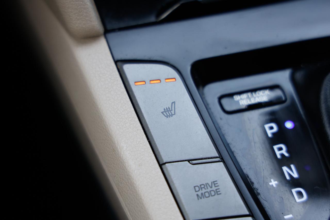 Hyundai Elantra  2018