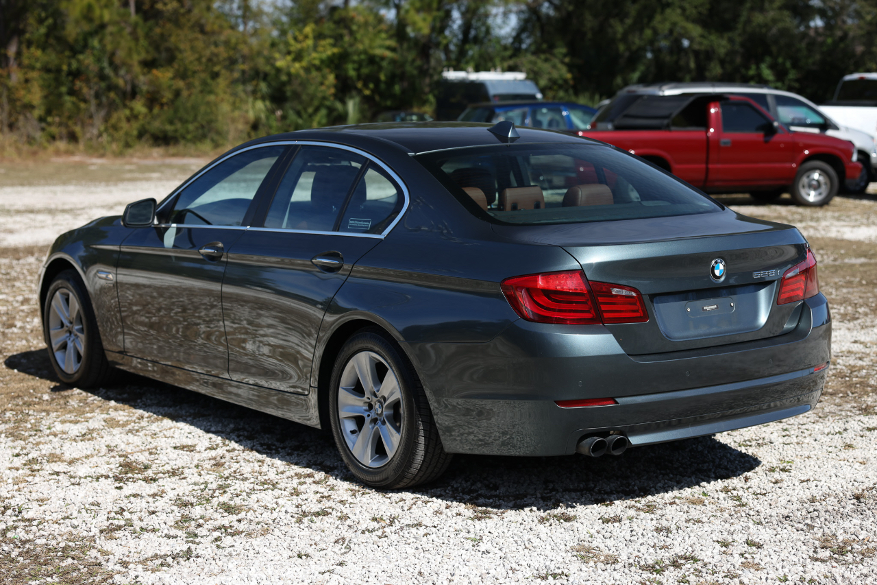 BMW 528XI  2012