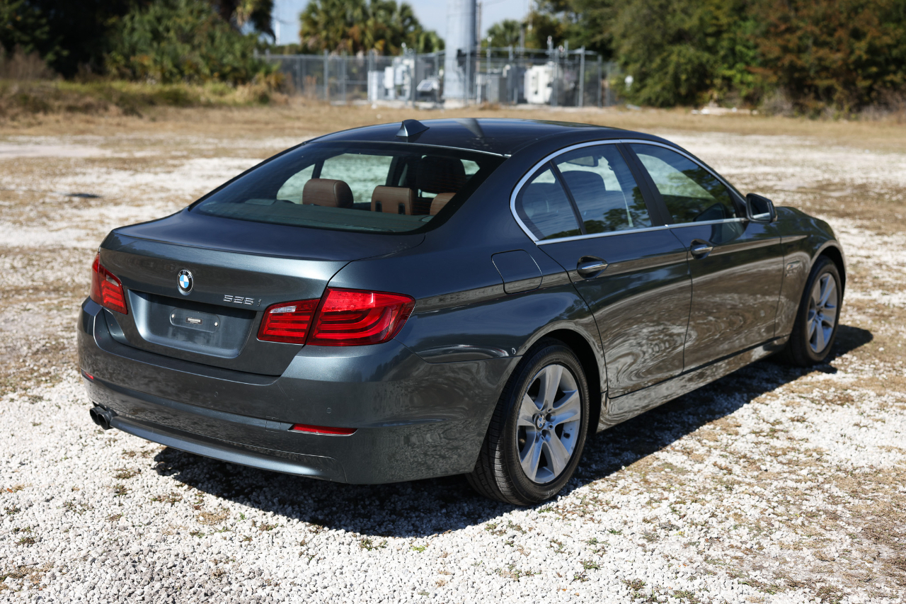 BMW 528XI  2012