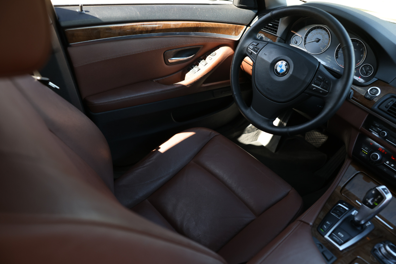 BMW 528XI  2012