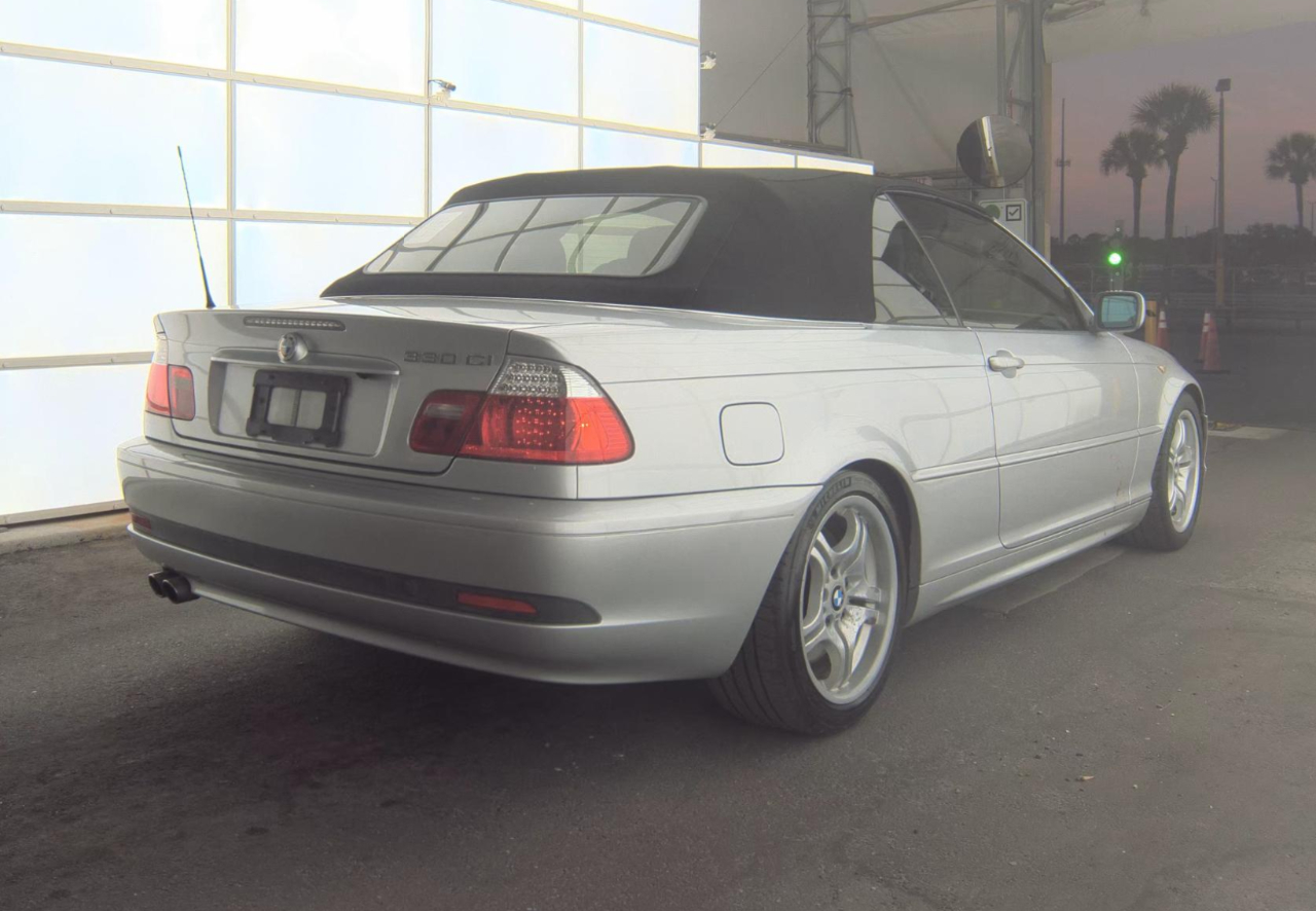 BMW 330Ci  2004